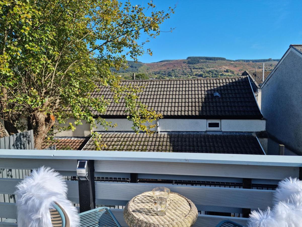 Dare Valley Cottage Ex Miners Cottage Near Zip World Pen Y Fan Waterfalls อาเบอร์แดร์ ภายนอก รูปภาพ