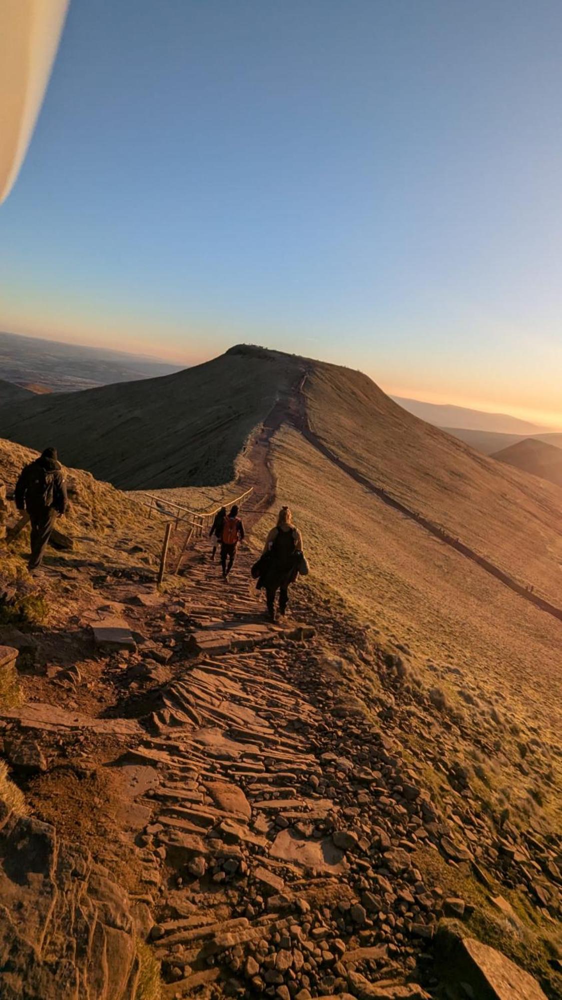Dare Valley Cottage Ex Miners Cottage Near Zip World Pen Y Fan Waterfalls อาเบอร์แดร์ ภายนอก รูปภาพ